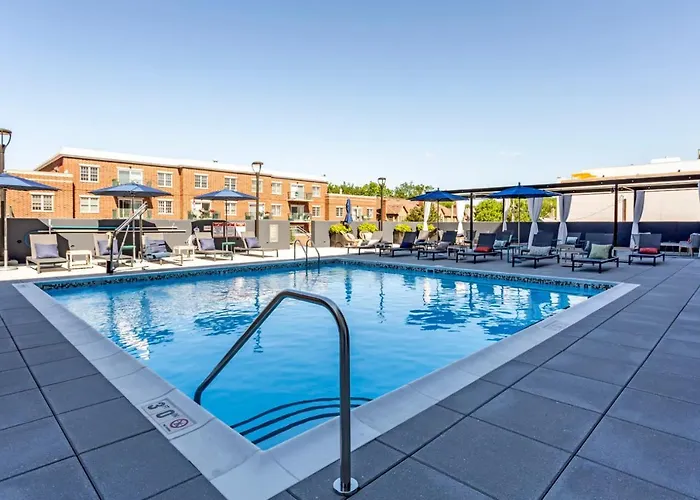 1br W Lounge Pool Gym Nr Metra Chi-865 * Elmhurst