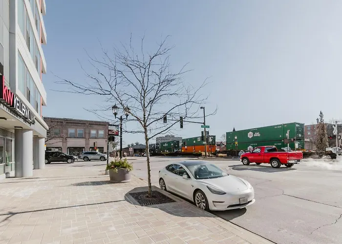 1br W Lounge Pool Gym Nr Metra Chi-865 Elmhurst